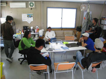 2009N413school.jpg