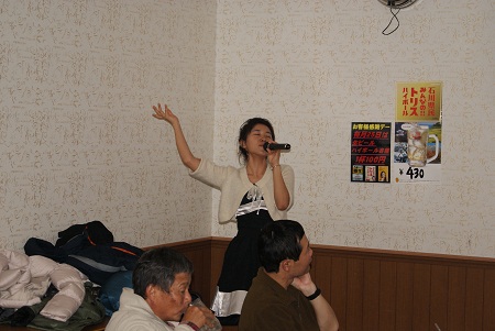 2011.12.04.kazkaraoke.jpg